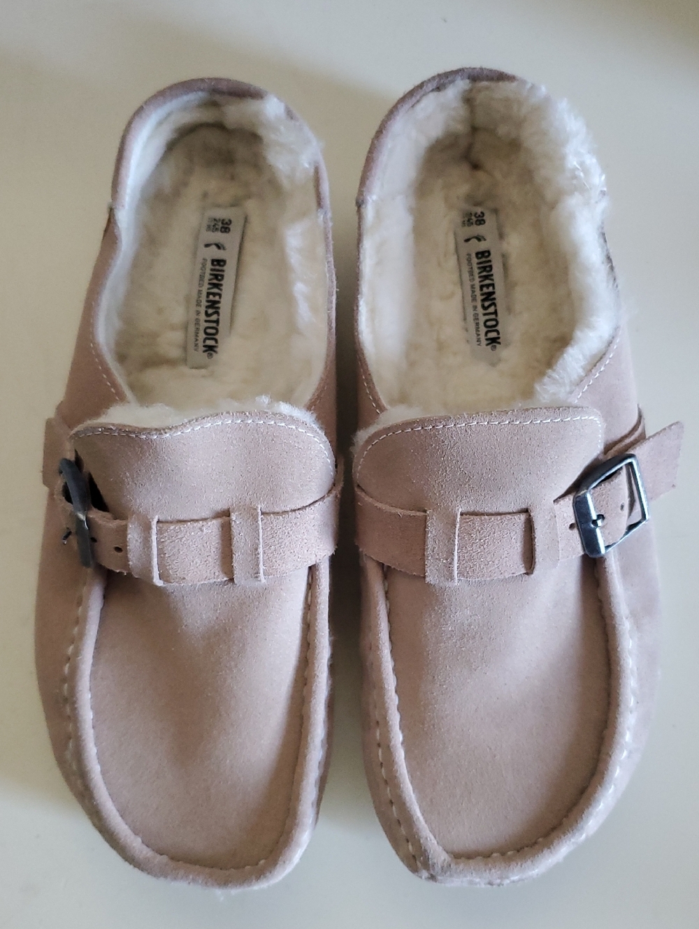 Birkenstock Suede Shearling Clog in Blush Tan